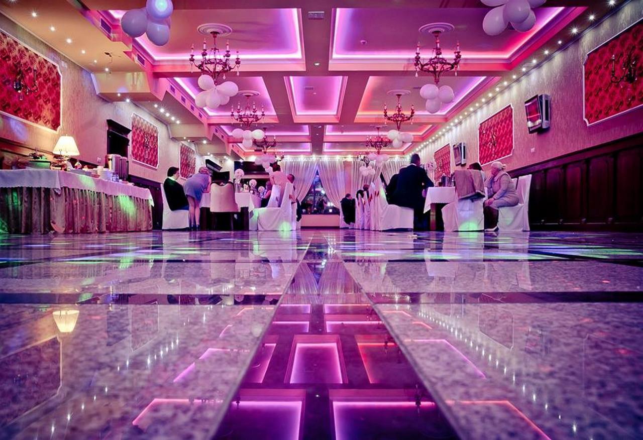 Hotel Roza Kamieniec Wroclawski Εξωτερικό φωτογραφία